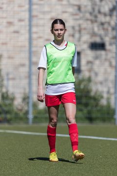 Bild 153 - wCJ Germania Schnelsen - Walddoerfer SV : Ergebnis: 0:6